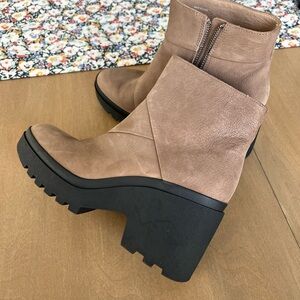 Eileen Fisher Tan Ankle Boots